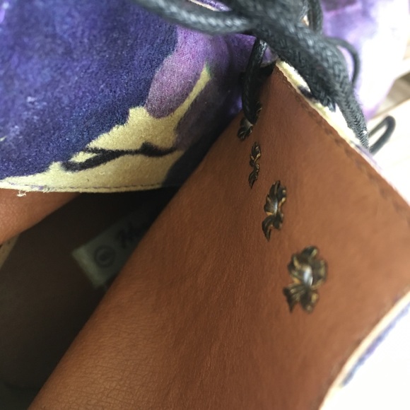 Wedges (Floral, Platform) - Picture 5 of 5